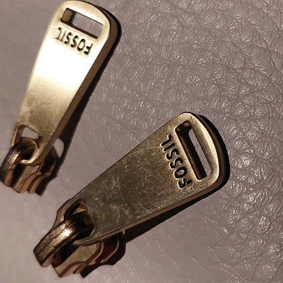 Fossil Gold Zipper Pull Set 2 PCS Large And Small Replacement - Picture 2 of 3